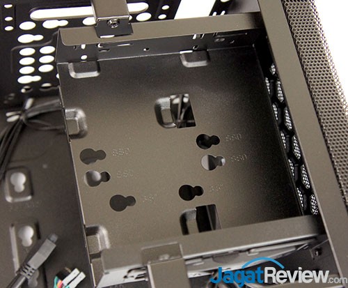 Preview Casing Cooler Master Elite 130 25 Tempat ODD atau HDD 3