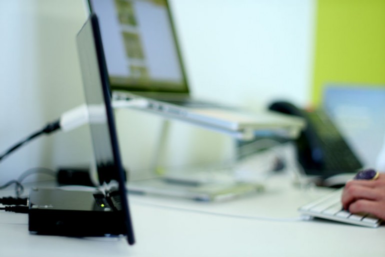 Able-HD Luncurkan Monitor HD Portabel Tertipis di Dunia 2 able hd plus 10