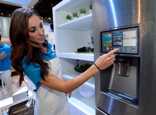 Perang Kulkas Antara Samsung dan LG 1 Newest Innovations In Consumer Technology On Display At 2014 International CES