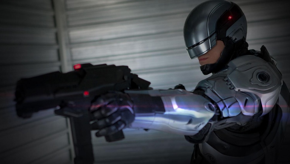 RoboCop 2 akan Digarap? 3 robocop 2014 movie review 36 970x548 c