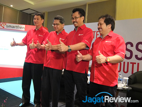 Smartfren Paparkan Pencapaian di 2013 serta Strategi Bisnisnya untuk 2014 16 DSCF0487
