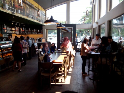 Evercoss Elevate A66s - Hasil Kamera Utama Indoor