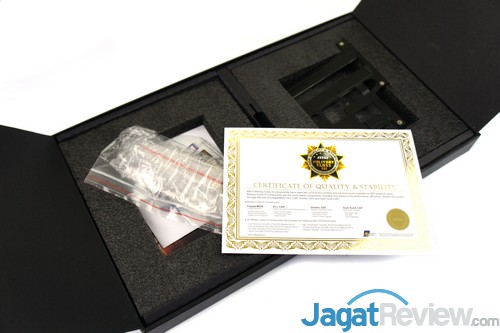 Preview Graphics Card MSI R9 290X LIGHTNING 2 SONY DSC