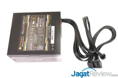 Hands-On: Power Supply Thermaltake Smart SE 730W 14 DSC08011