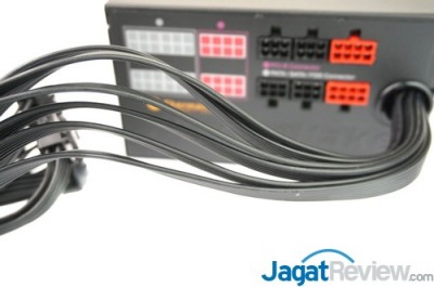 Hands-On: Power Supply Thermaltake Smart SE 730W 16 DSC08012