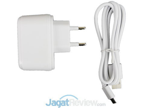 Review Wearnes ZeusPhone ZP-531: Smartphone Android Dua Jutaan Berlayar Besar 6 Paket penjualan wearness zeusphone 3