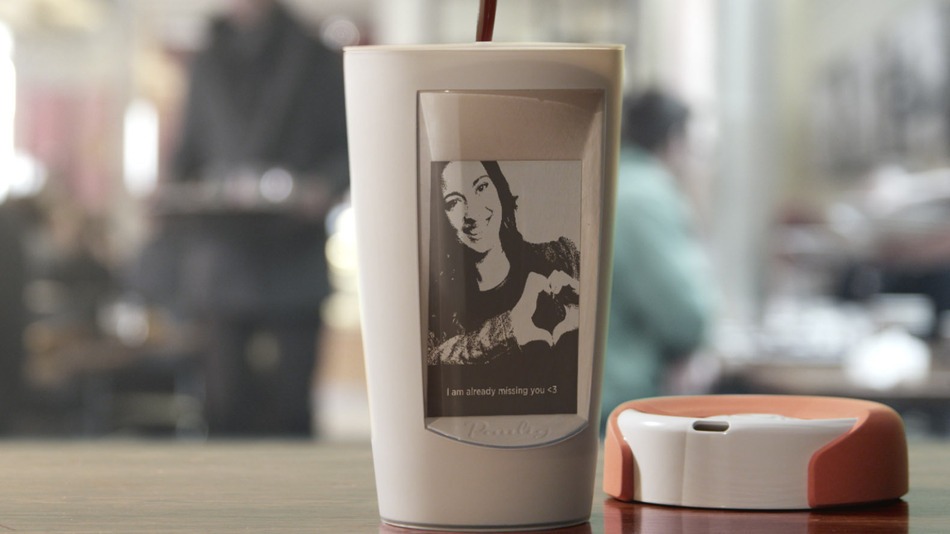 Mug Pintar Ini Gabungkan Teknologi E-book dan Jejaring Sosial 21 PauligMuki 001
