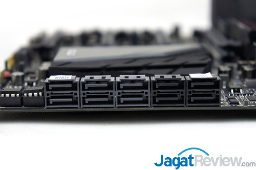 Overclocking Review: ASUS ROG Rampage IV Black Edition 5 RIVBE_04s