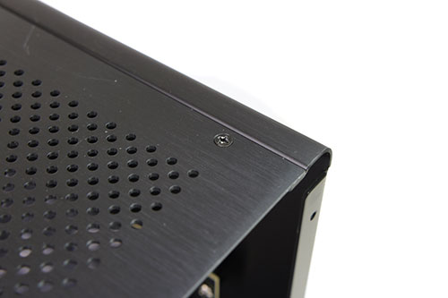 Hands-On Review Jonsbo V3: Simplicity at It's best! 4 _SC08500