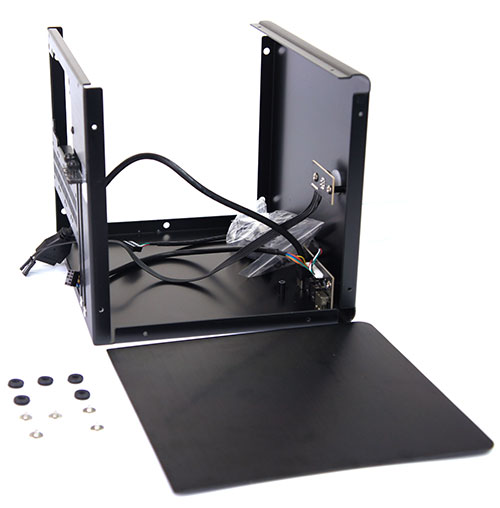 Hands-On Review Jonsbo V3: Simplicity at It's best! 9 _SC08506