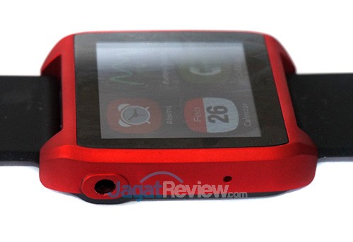 Review SpeedUp SmartWatch: Jam Pintar Android Kitkat Murah 4 SpeedUp Smartwatch - Sisi Kiri