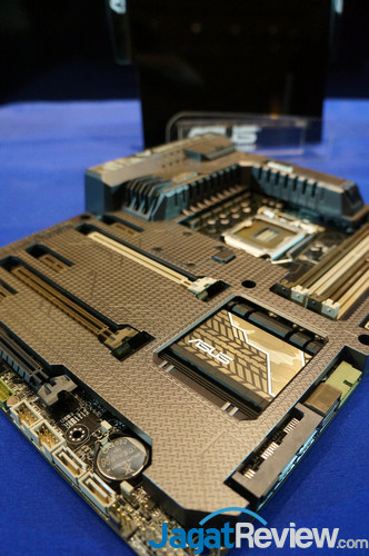 Preview Singkat Motherboard ASUS TUF Sabertooth Z97 Mark I 7 Z97Sabertooth_03