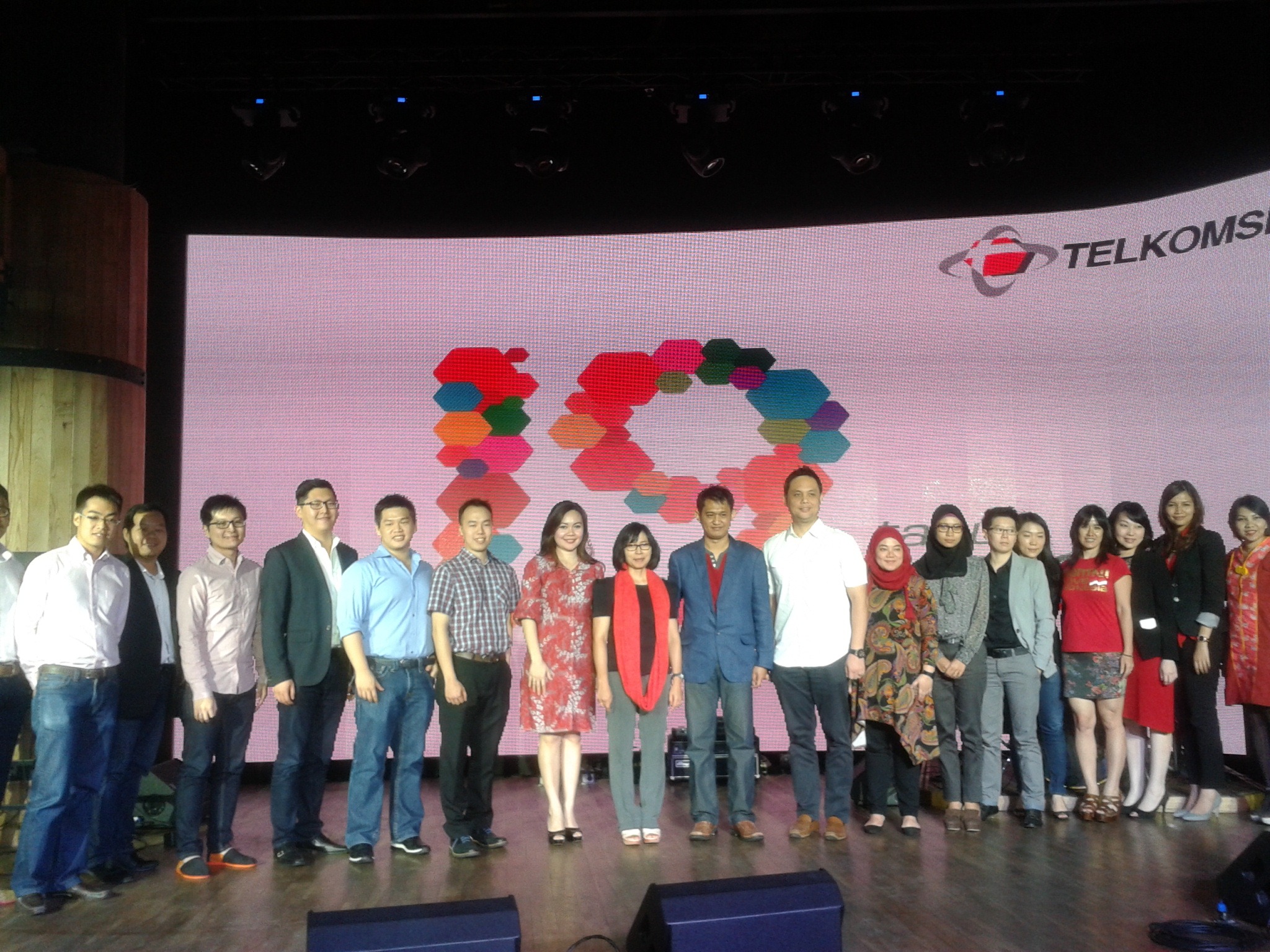 21 e-Commerce Turut Meriahkan Ulang Tahun Telkomsel ke 19 3 2014 05 22 14.16.54