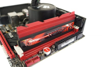 Hands-On Review: Overclocking G.Skill TridentX DDR3-2933Mhz 16GB (4x4GB) Kit 1 DSC07998s