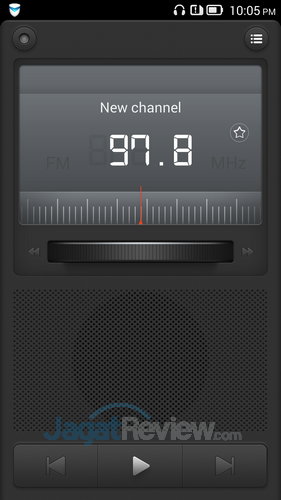 Review Lenovo Vibe Z: Smartphone Android Kencang dengan Kamera Andal 10 Lenovo Vibe Z - FM Radio