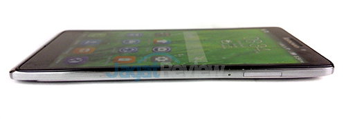Review Lenovo Vibe Z: Smartphone Android Kencang dengan Kamera Andal 12 Lenovo Vibe Z - Sisi Kanan