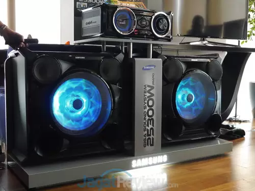 Samsung Indonesia Luncurkan 4 Produk Audio-Video Terbaru 7 P2480273