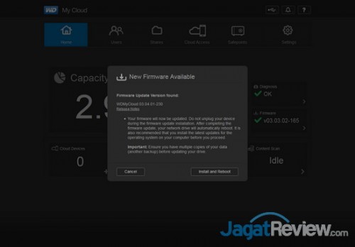 Ketika firmware baru tersedia, sistem akan langsung memberikan informasi dan menawarkan update.