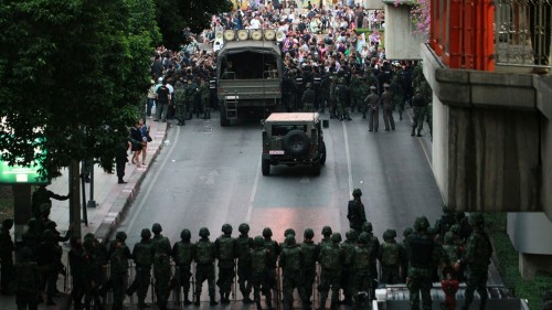 Facebook di Thailand Ditutup Sementara 1 Thailand-Coup-Protest