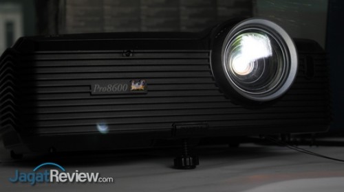 Viewsonic Pro8600 - 12