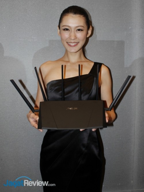 Asus Media Event Computex 2014: Penampakan Perdana Berbagai Produk Baru 7 RT-AC3200