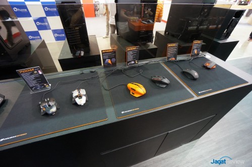 Computex 2014 Booth Raid: Cougar 6 Jajaran produk mouse gaming dan mousepad gaming dari Cougar.