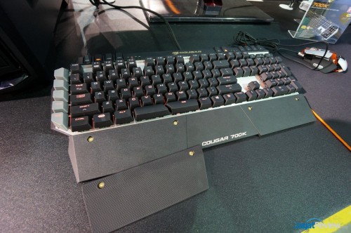 Computex 2014 Booth Raid: Cougar 5 Keyboard Gaming mekanikal Cougar K700