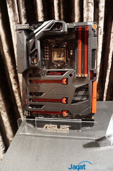ASUS Perkenalkan Motherboard Seri ROG Terbaru 4 DSC08654