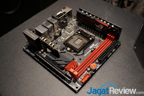 ASUS Perkenalkan Motherboard Seri ROG Terbaru 3 DSC08662