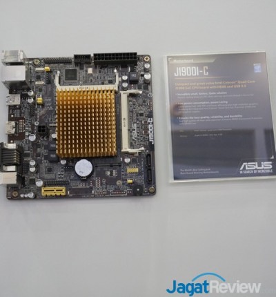 ASUS Motherboard Mini-ITX dan SOC Motherboard Terbaru Dipamerkan di Computex 2014 2 ASUS J1900. Sistem SOC ini sudah dibekali dengan Intel Celeron quad core J1900