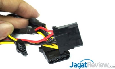 Hands-On Review: FSP Hyper 700W 7 Molex dan Floppy