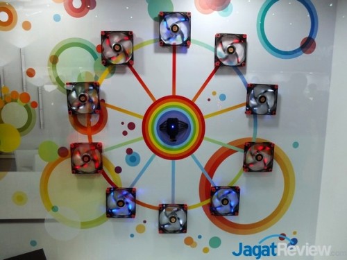 Computex 2014: Thermaltake DIY Water Cooling & Digital Power Supply 10 DSCF5313