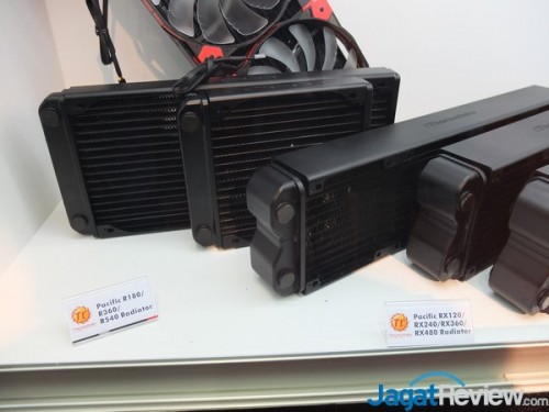 Computex 2014: Thermaltake DIY Water Cooling & Digital Power Supply 3 DSCF5572