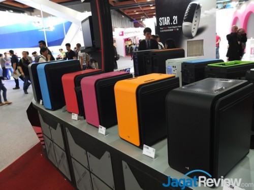 Computex 2014 Booth Raid: Aero Cool Casing, Fan, dan Power Supply 6 DSCF5881