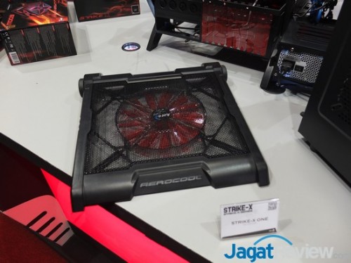 Computex 2014 Booth Raid: Aero Cool Casing, Fan, dan Power Supply 19 DSCF5894