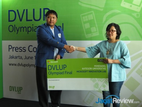 Microsoft Dukung Para Developer Indonesia Melalui Kompetisi DVLUP Olympiad 2014 2 DSCF9442