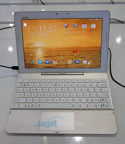 Computex 2014 Booth Raid: Intel 22 Intel Booth Raid - LTE Transformer ASUS