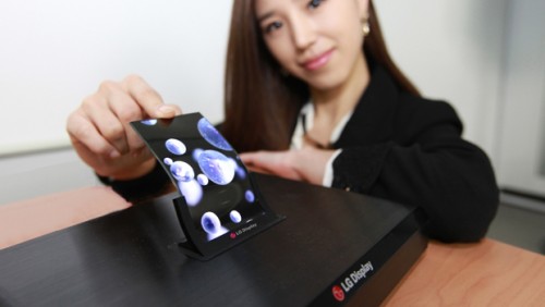 LG dan Samsung Luncurkan Smartphone Berlayar Fleksibel Awal September? 1 LG-flexible-display-new