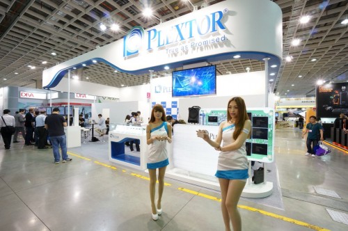 booth PLEXTOR