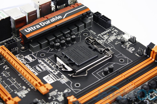 Hands-on Gigabyte GA-Z97X-SOC Force 1 Z97XSOCForce 35