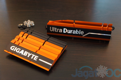 Hands-on Gigabyte GA-Z97X-SOC Force 26 Z97XSOCForce_43