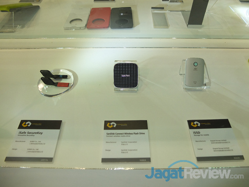 Computex d&i Awards 2014: Jajaran Produk IT Unggulan Ditampilkan 10 d&i awards computex 2014 sunix isafe securekey - sandisk connect wireless flash drive - gopod issd