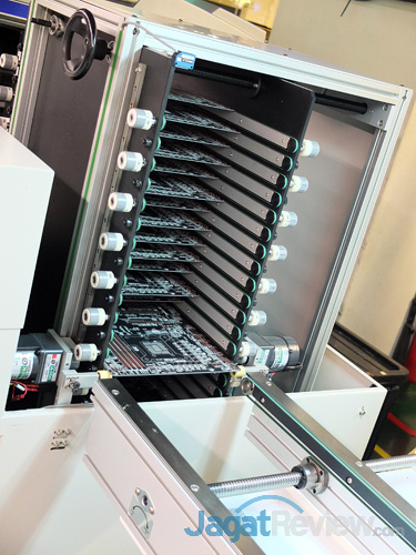 Gigabyte Computex 2014: Mengintip Proses Pembuatan Motherboard 9 gigabyte @computex 2014 factory tour 08