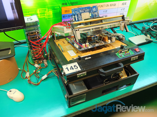 gigabyte @computex 2014 factory tour 28