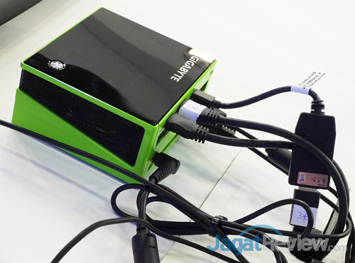 Gigabyte Computex 2014: BRIX Gaming Kini Ditenagai NVIDIA GeForce GTX 760 3 gigabyte brix gaming nvidia gtx 760 surround display connector