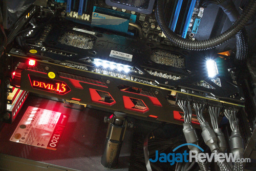 Review PowerColor Devil 13 Dual Core R9 290X: Gaming Super Kencang dengan Dual Hawaii XT 6 powercolor devil 13 dc r9 290x bottom pcb led 02