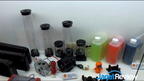 Computex 2014: Thermaltake DIY Water Cooling & Digital Power Supply 7 reserboir