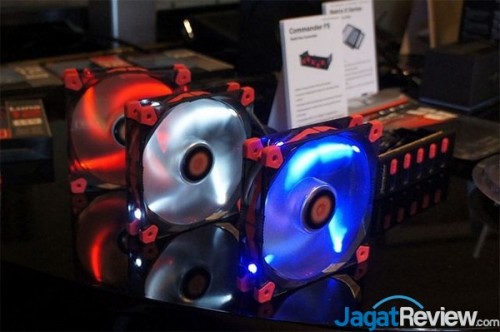 Computex 2014: Thermaltake DIY Water Cooling & Digital Power Supply 6 thermaltake-luna-12-led-fans_slideshow_main