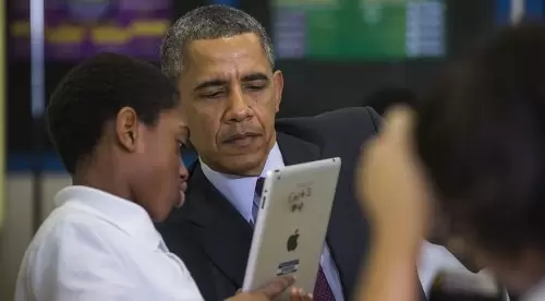 AS Kucurkan US$ 2 M Untuk WiFi di Sekolah 1 wifi