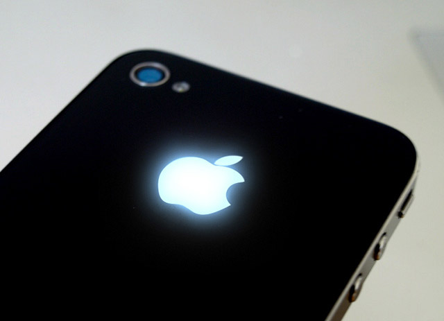 iPhone 5se, iPhone Mini dari Apple Siap Meluncur Tahun Ini? 6 Apple iPhone Glowing